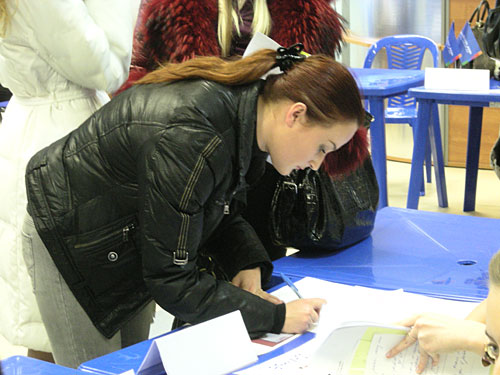 Женская ярмарка вакансий в сочинским Центре занятости населения, 5 марта 2010 года. Фото "Кавказского Узла"