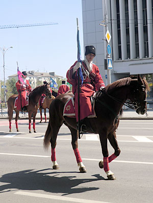 Казачья конница. Краснодар. 24 апреля 2010 года. Фото "Кавказского Узла"