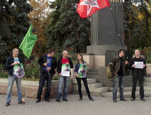 В Ростове-на-Дону прошёл пикет в поддержку ливийского народа