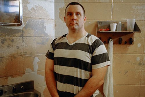 Заключённый в камере. Фото с сайта www.sensator.ru
