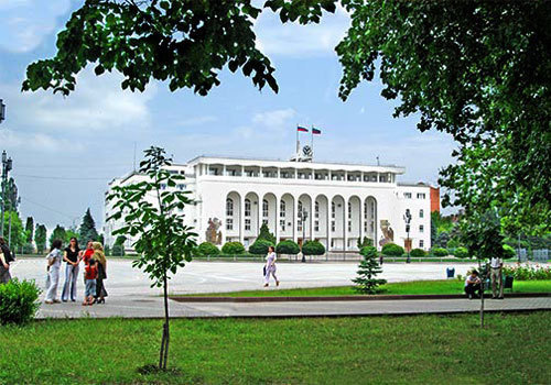 Дагестан, Махачкала. Фото с сайта www.mkala.ru Дагестан, Махачкала. Фото с сайта www.mkala.ru