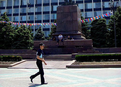 Дагестан, Махачкала. Фото с сайта /www.flickr.com/photos/verbatim, автор А. Вербоветская