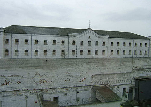 Тюрьма "Белый лебедь". Фото с сайта http://gallery.kornet.ru