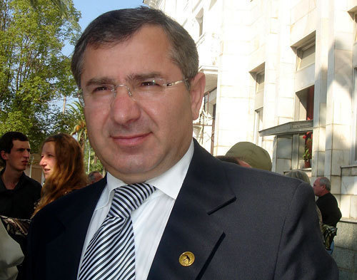 Председатель партии ЭРА Беслан Бутба. Фото "Кавказского Узла"
