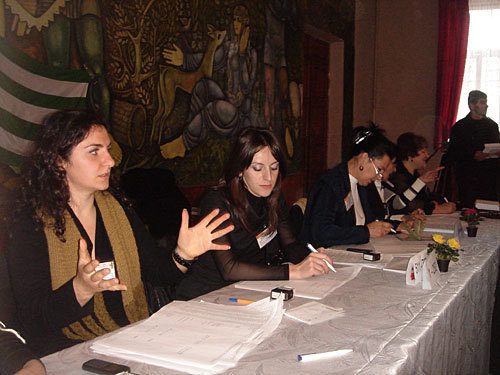 Члены участковой избирательной комиссии. Сухум, 12 декабря 2009 года. Фото "Кавказского Узла"