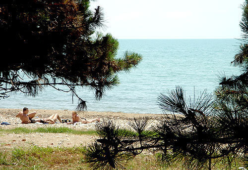 Абхазия, на пляже Сухума. Фото "Кавказского Узла"