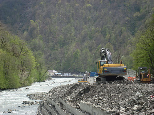 Олимпийская стройка на реке Мзымта. Фото "Кавказского Узла"