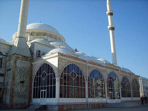 Дагестан, Махачкала, центральная мечеть. Фото "Кавказского Узла"