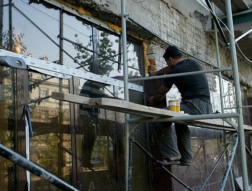 Чечня, Грозный. Строительные работы по восстановлению города в 2008 году. Фото с сайта www.chechnyafree.ru