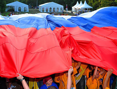 Открытие молодежного лагеря-форума "Машук-2010", 9 августа 2010 года. Фото предоставлено Департаментом по вопросам внутренней политики аппарата полномочного представителя Президента РФ в СКФО