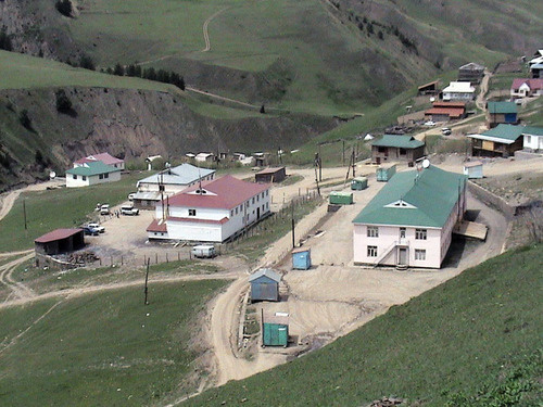 Село Кидеро, центр Цунтинского района Дагестана. Фото: www.narodidagestana.ru
