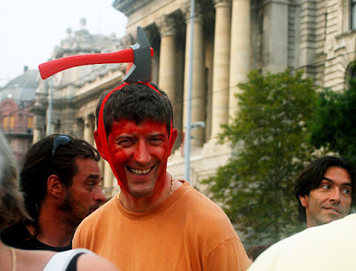 Венгрия, Будапешт, 4 сентября 2012 г. Участник акции "Прости, Армения!". Фото: Gabriella Csoszo, http://freedoc-gabriellacsoszo.blogspot.hu
