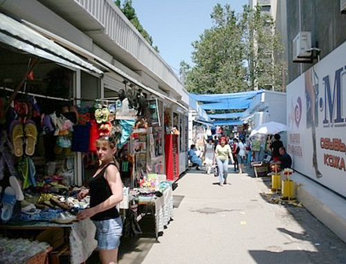 Вещевой рынок в Краснодаре. Фото: Владимир Аносов/Югополис, http://www.yugopolis.ru/