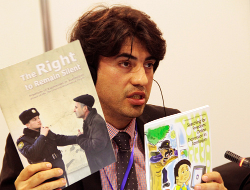 Эмин Гусейнов на международной конференции "Права человека и управление Интернетом - неотделимы друг от друга". Баку, 5 ноября 2012 г. Фото: www.irfs.az