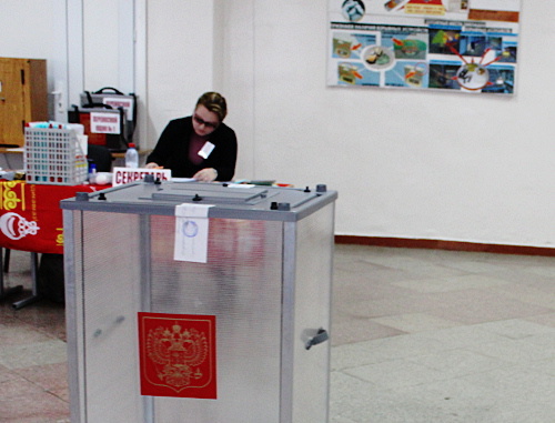 На избирательном участке №340 во Владикавказе, 11 ноября 2012 г. Фото Эммы Марзоевой для "Кавказского узла"