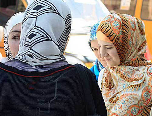 Девушки в хиджабах. Фото: http://islamdag.ru