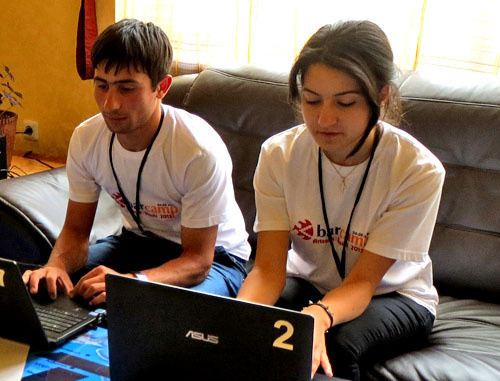 Участниками форума "Barcamp Artsakh 2013". Нагорный Карабах, город Шуши, 25 июля 2013 г. Фото Алвард Григорян для "Кавказского узла"