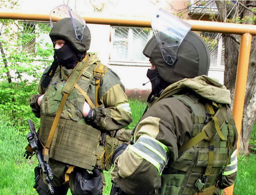 Сотрудники правоохранительных органов. Фото http://nac.gov.ru/