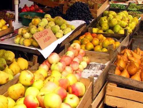 Грузинские фрукты на рынке в Батуми, Аджария. Октябрь 2013 г. Фото Юлии Кашеты для "Кавказского узла"