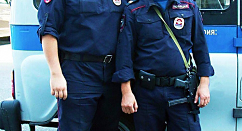 Сотрудники полиции. Фото: http://30.mvd.ru/