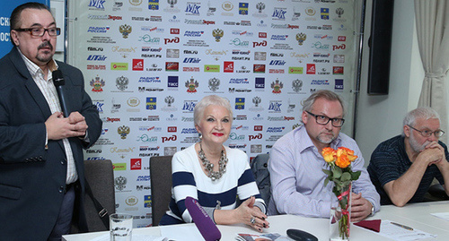 На пресс-конференции фестиваля «Киношок-2014». Фото Геннадия Авраменко, http://www.kinoshock.ru/rus/press_centre/news/show/?newsid=411