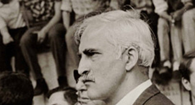 Мераб Костава. Фото: George barateli by George Barateli in 1989 https://ru.wikipedia.org