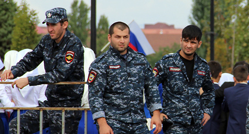 Сотрудники правоохранительных органов в Грозном. Фото Магомеда Магомедова для "Кавказского узла"
