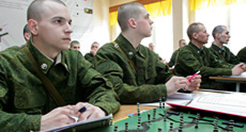 Занятия новобранцев. Фото: http://mil.ru/