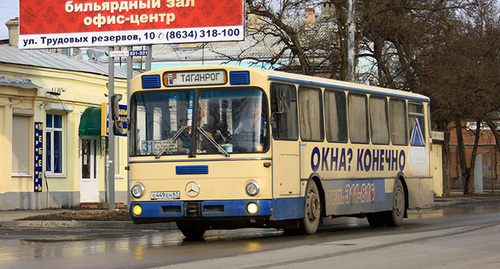 Таганрог, Улица Чехова, маршрут 31. Фото:  Сергей Максимов, http://busphoto.ru/photo/4953/