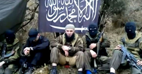 Боевики группировки "Имарат Кавказ", признанной террористической организацией в России и США. Фото http://rus.azattyq.org/content/dagestan-ubit-glava-imarata-kavkaza/26969288.html Боевики группировки "Имарат Кавказ", признанной террористической организацией в России и США. Фото http://rus.azattyq.org/content/dagestan-ubit-glava-imarata-kavkaza/26969288.html. криминальные новости дагестана