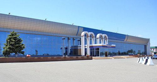Здание терминала аэропорта Махачкалы. Фото Магомеда Магомедова для "Кавказского узла"