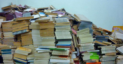 Книги из библиотеки КБГУ. Фото Виктора Котлярова
