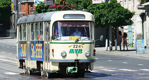 Трамвай во Владикавказе. Фото: http://vladikavkaz.bezformata.ru/listnews/obsudili-problemi-mup-vladelektrotrans/16304132/