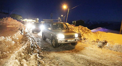 Движение на Военно-Грузинской дороге Фото: © Департамент автодорог Грузии,  http://sputnik-georgia.com/incidents/20160203/230012467.html