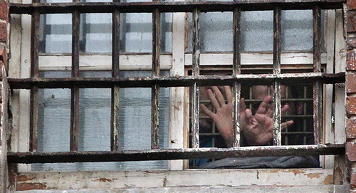Тюремное окно. Фото: © Sputnik/ Алексей Куденко, http://sputnik-georgia.ru/society/20160302/230431743.html