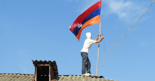 Флаг Нагорного Карабаха. Фото Алвард Григорян для "Кавказского узла"