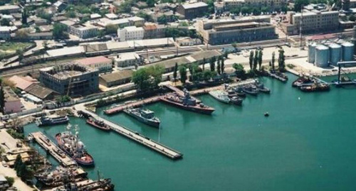 Порт в Махачкале. Фото: http://ndelo.ru/news/novosti/2461/?sphrase_id=121041