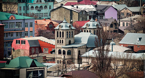 Махачкала с высоты гостиницы "Ленинград". Фото: Тимур Агиров,http://odnoselchane.ru/?page=photos_of_category§=3469&com=photogallery Махачкала с высоты гостиницы "Ленинград". Фото: Тимур Агиров,http://odnoselchane.ru/?page=photos_of_category§=3469&com=photogallery
