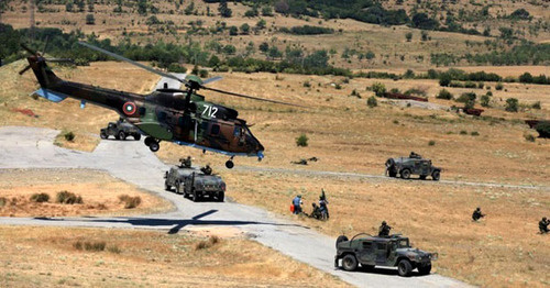 Военные учения в Азербайджане. Фото http://minval.az/news/62955