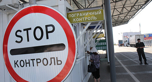 Пункт пограничного контроля. Фото: © Sputnik/ Андрей Иглов http://sputnikarmenia.ru/incidents/20160627/4057246.html