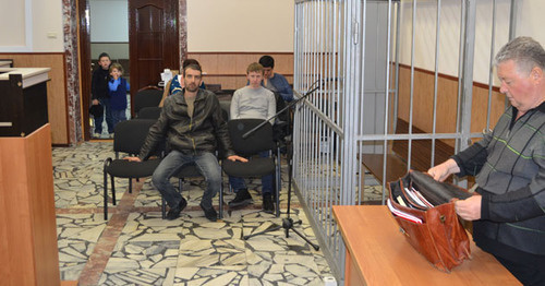 Мардирос Демерчян (в центре) в зале суда. Сочи, март 2017 г. Фото Светланы Кравченко для "Кавказского узла"