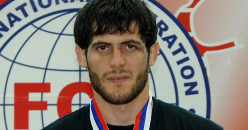 Спортсмен Мурад Амриев. Фото http://www.pytkam.net/press-centr.novosti/4129/images25