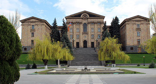 Парламент Армении. Фото Армине Мартиросян для "Кавказского узла"