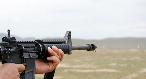Автоматическое оружие. Фото:http://sputnik.az/karabakh/20160822/406835530.html
