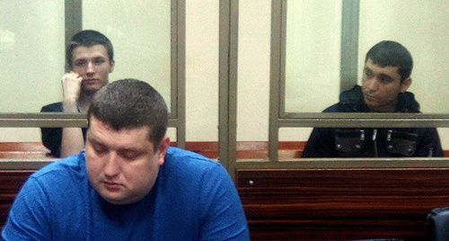 Максим Смышляев (справа) в ходе заседания суда. Фото Константина Волгина для "Кавказского узла"

