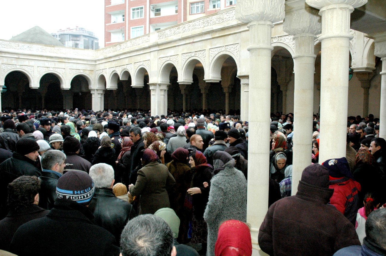 День Ашура в Азербайджане Баку, Азербайджан, фото архива КУ, январь 2009