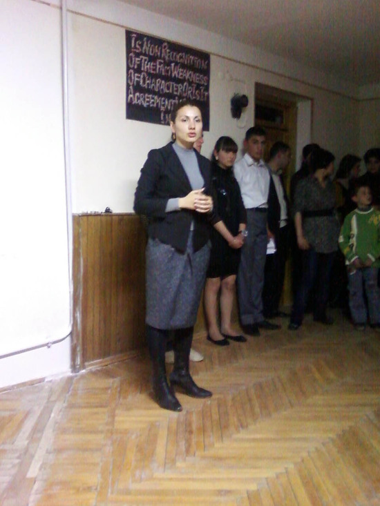 Директор НПО "Английского клуба" Сусанна Петросян.