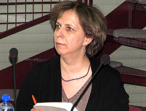 Участник  круглого стола "Политзаключенные современной России: проблема и подходы» Зоя Светова. Москва, пресс-центр ПЦ ("Кавказский узел" может сообщить название организации по запросу), 17 февраля 2012 г. Фото Веры Васильевой, HRO.org 