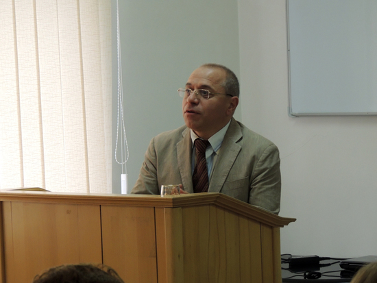 Зав. кафедрой медицинской психологтт Ер.ГМУ им.М.Гераци, доцент Хачатур Гаспарян. Зав. кафедрой медицинской психологтт Ер.ГМУ им.М.Гераци, доцент Хачатур Гаспарян.