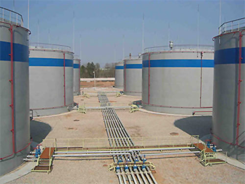 Нефтебаза. Фото с сайта http://daily.sec.ru Нефтебаза. Фото с сайта http://daily.sec.ru